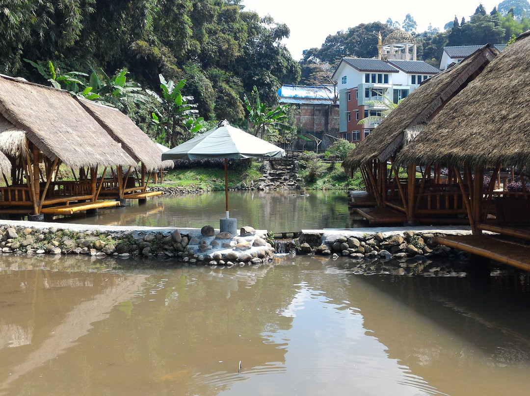 Cibogo餐馆和美食-Gubug Makan Mang Engking