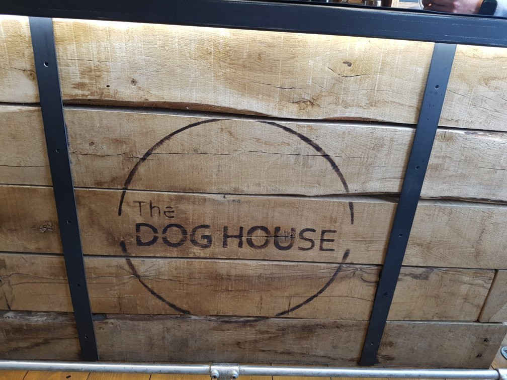 The Dog House-Kirkby-in-Ashfield必去景点