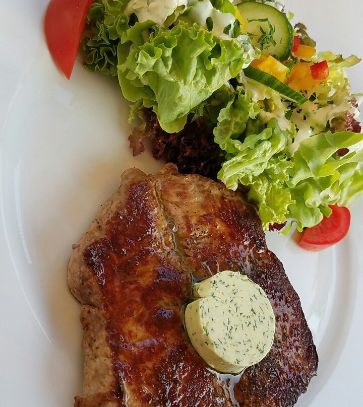 Wiesbach餐馆和美食-Bistro Am Rathaus