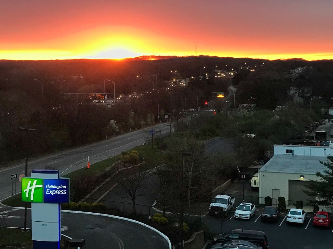 Holiday Inn Express Hauppauge-long Island By IHG