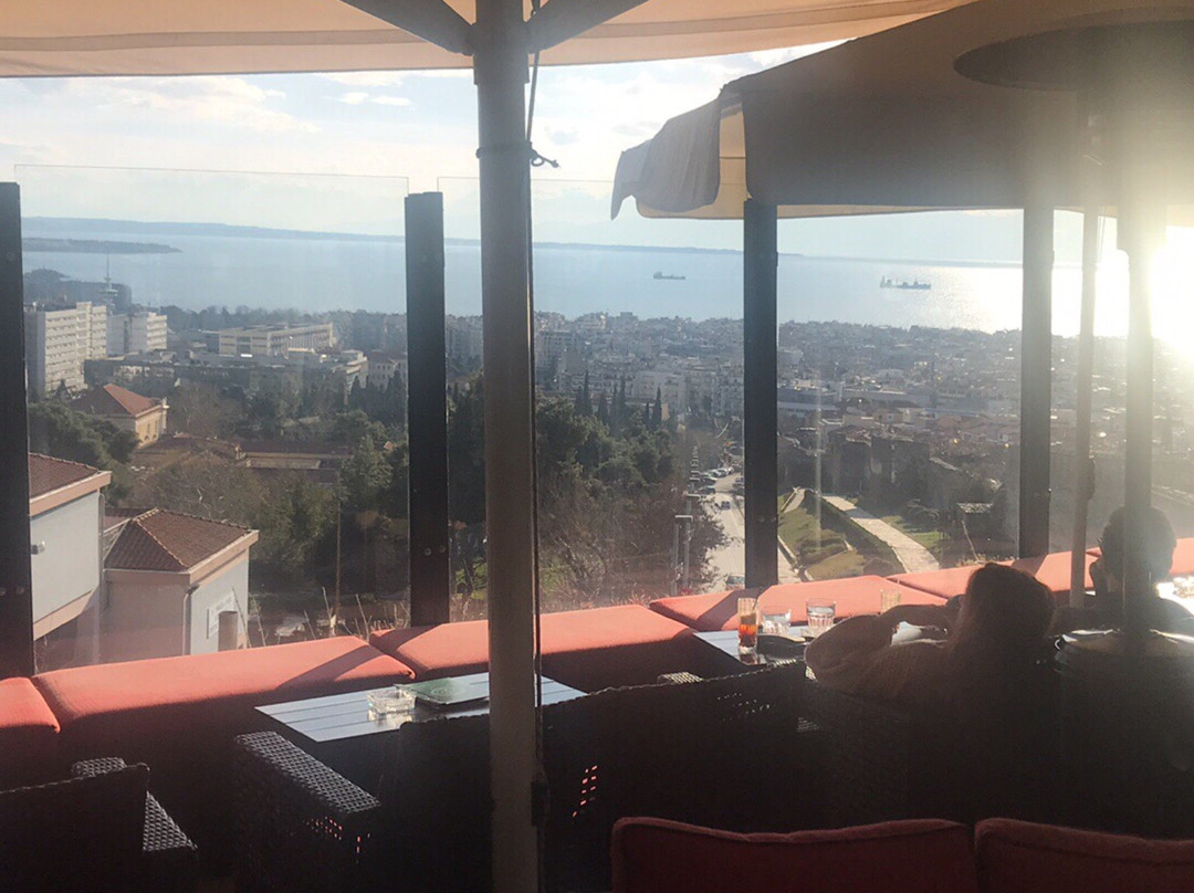 2023年11月Le Coq Tail Mix Bar景点攻略Le Coq Tail Mix Bar门票预订地址图片Le Coq