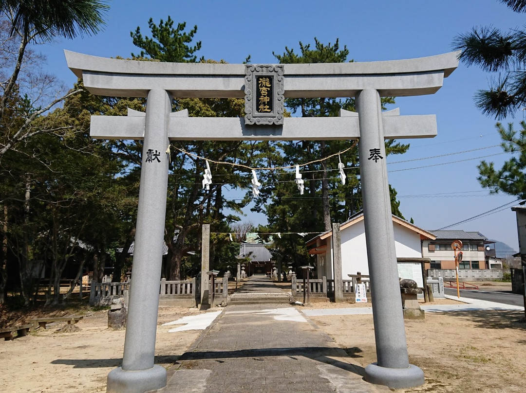 Takinomiya Shrine景点图片