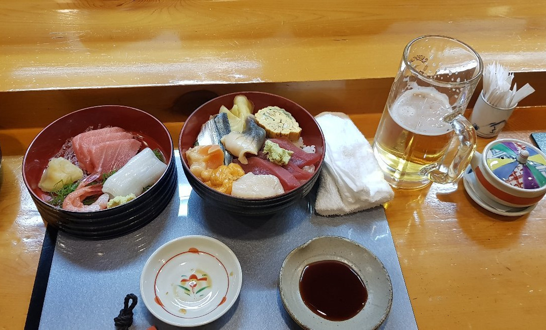 すし屋左衛門