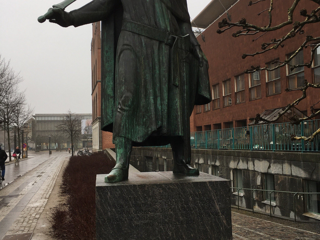 Canute The Holy-欧登塞必去景点