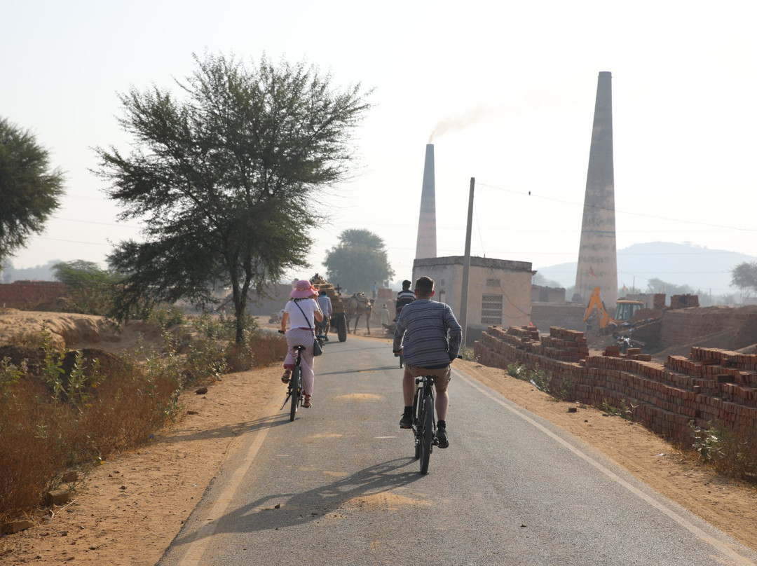 Lets Trip Cycle Tours-斋蒲尔必去景点