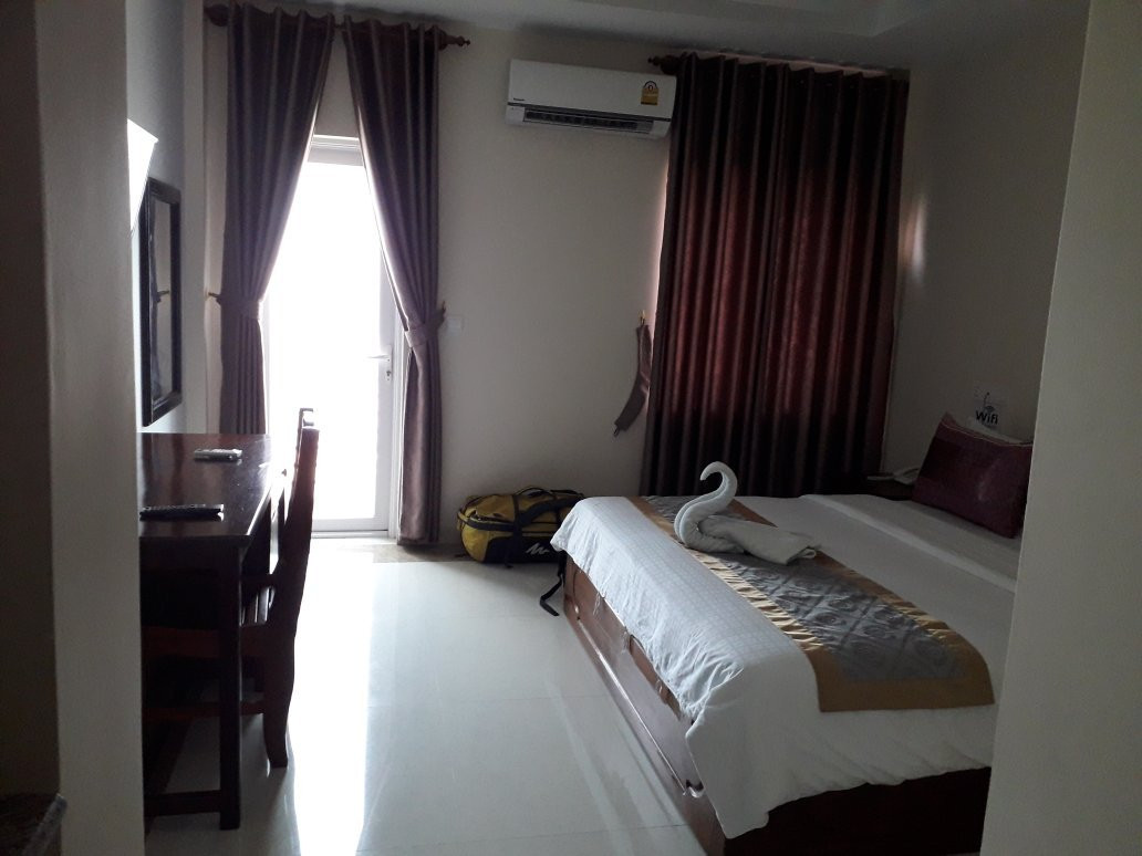 Kc River Hotel主图