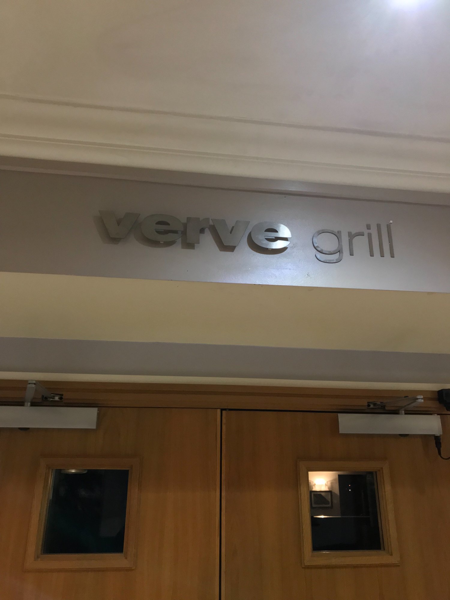 Village Hotel Liverpool-餐饮