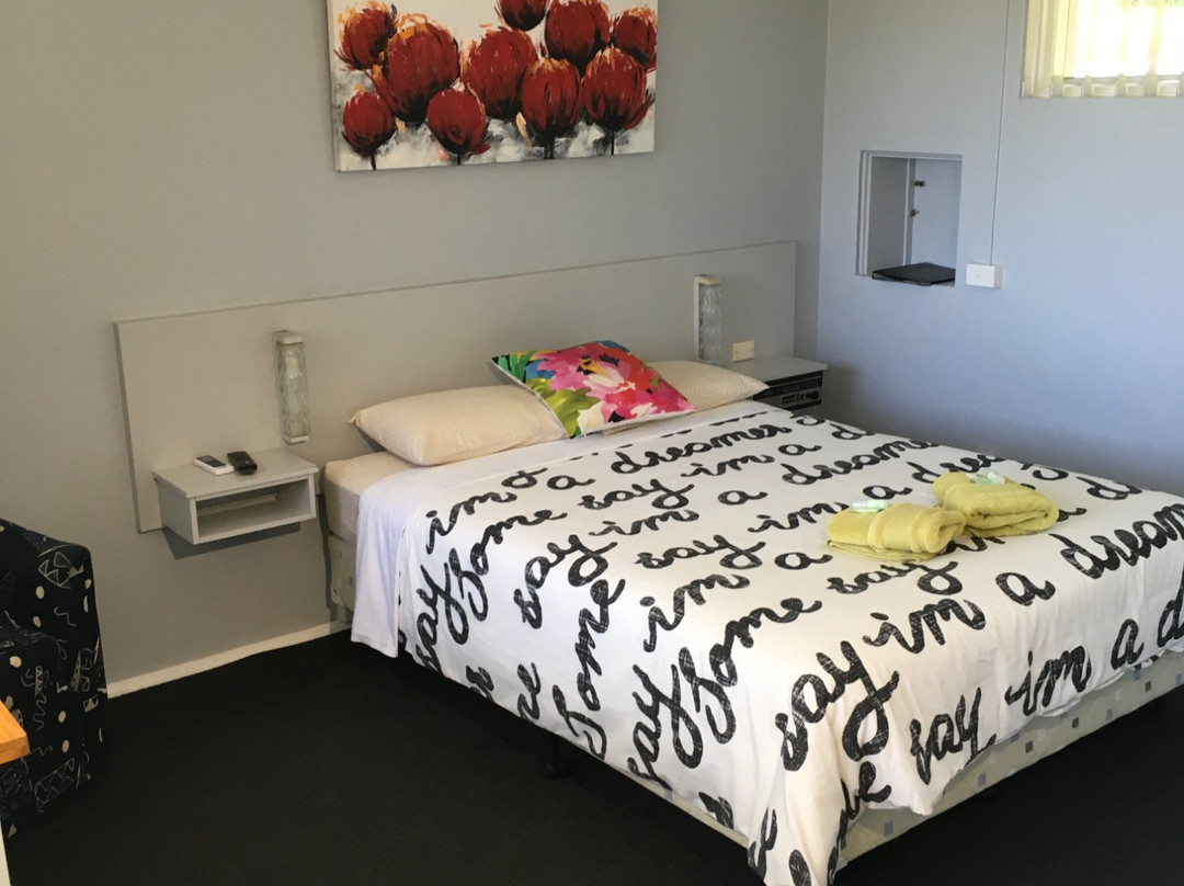 Plantation Motel主图