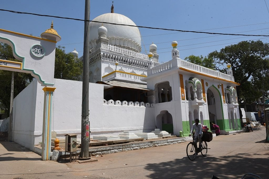 Hussain Shah Wali Dargah景点图片