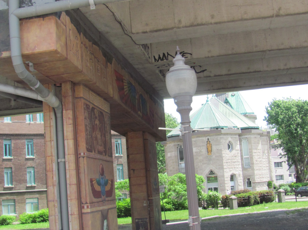 Les Fresques des Piliers-魁北克市必去景点