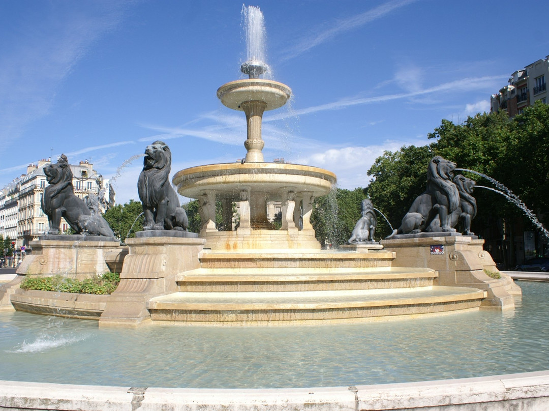 La Fontaine aux Lions景点图片