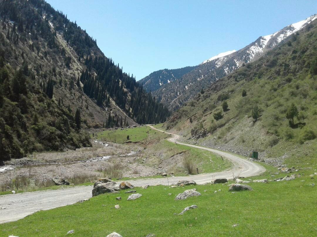 Globuslanding Motorcycle Rental  & Tours-比斯凯克必去景点