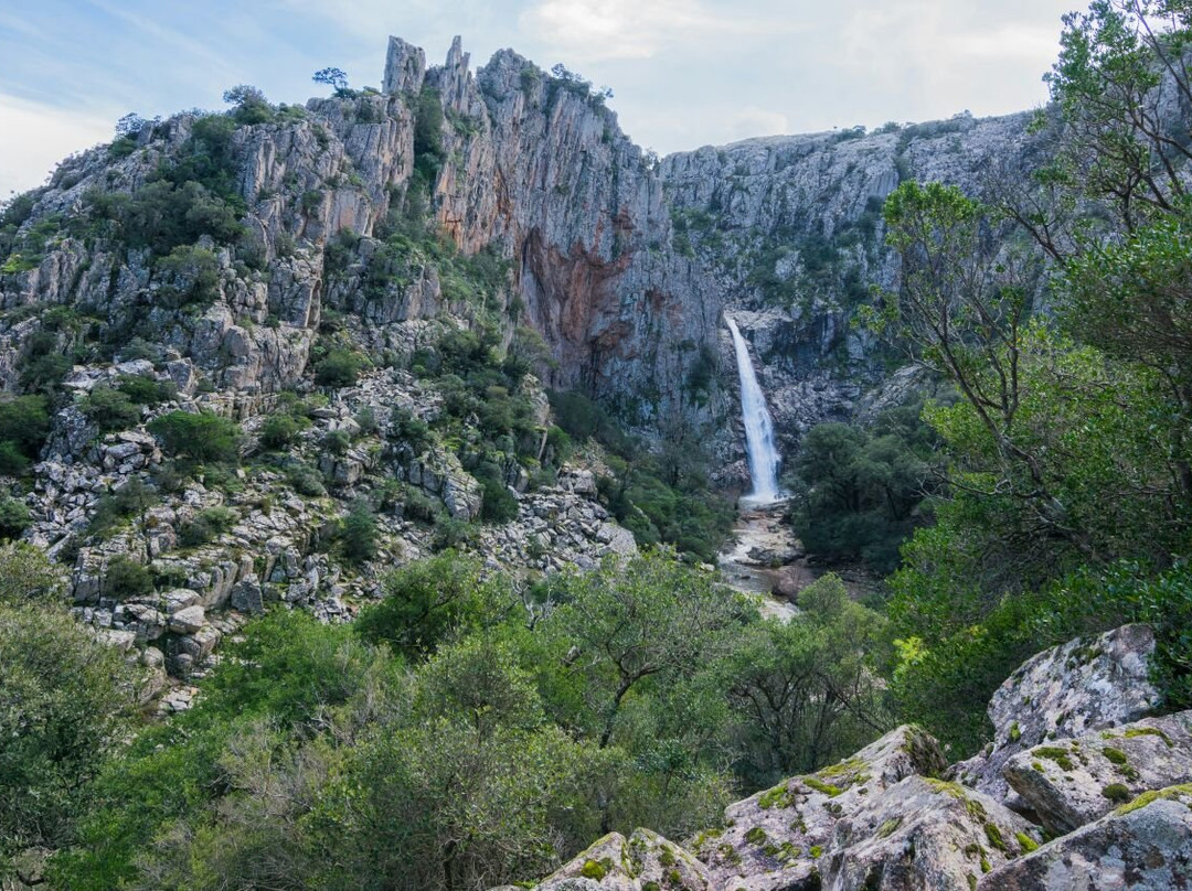 Cascate Piscina Irgas e Oridda-Iglesias必去景点