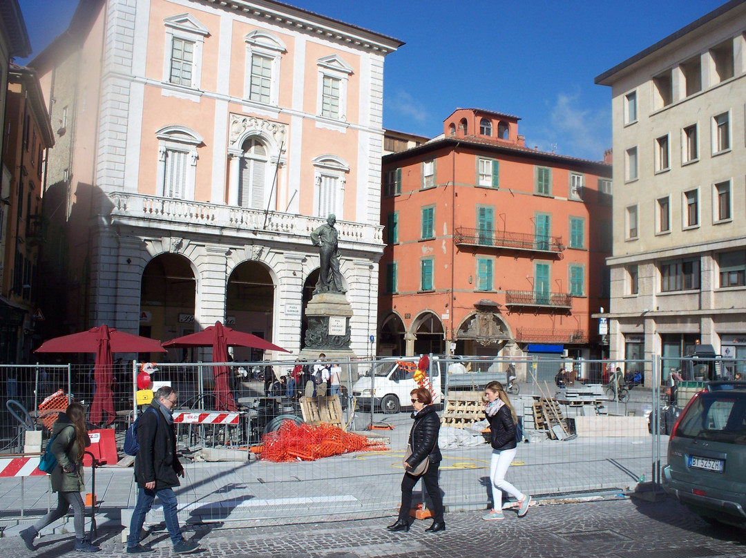 Piazza Giuseppe Garibaldi景点图片