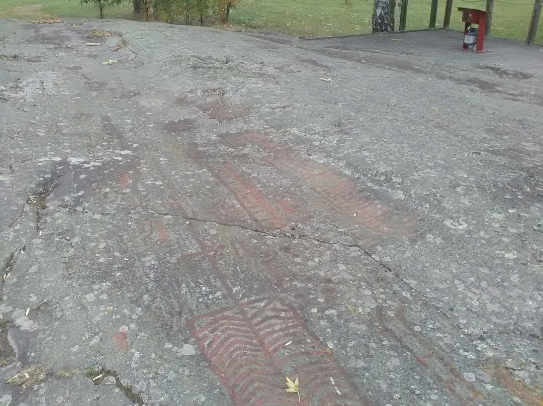 Himmelstalund rock carvings-诺尔雪平必去景点