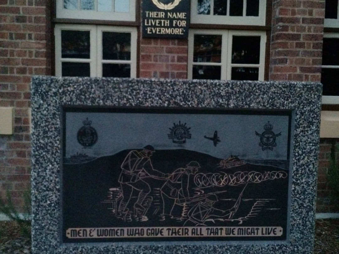 The Soldiers Memorial Hall景点图片