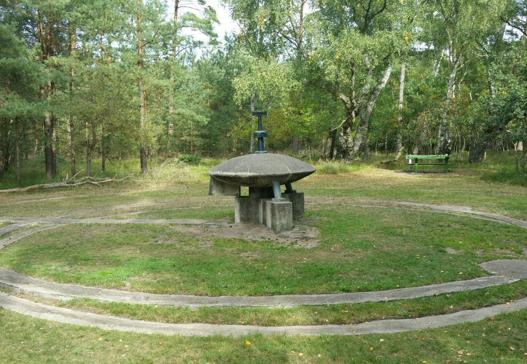Ängelholm旅游景点-UFO-monumentet