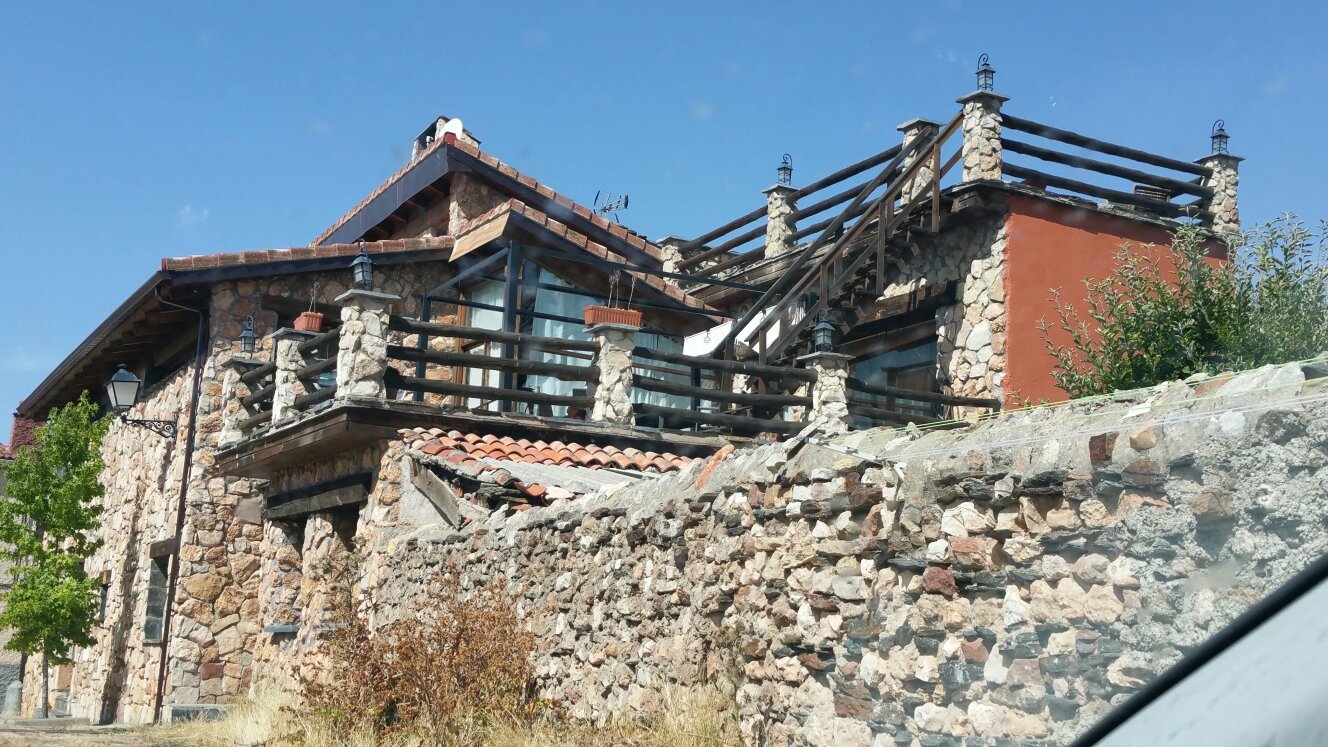 La Casa De Los Gatos-官方