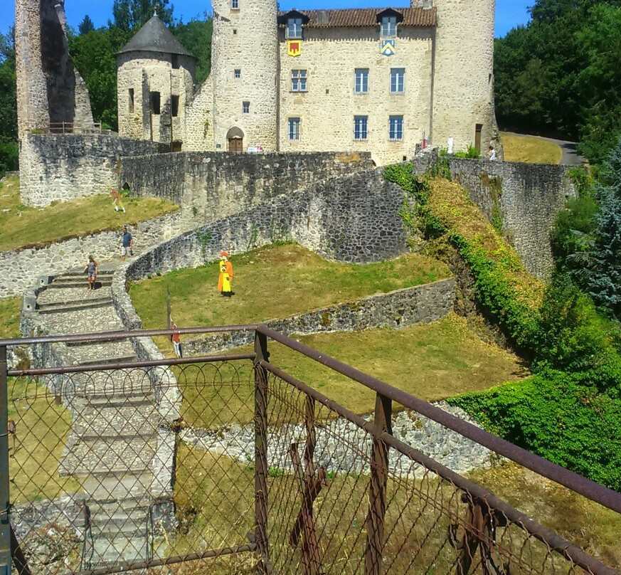 Château de Laroque-Laroquebrou必去景点