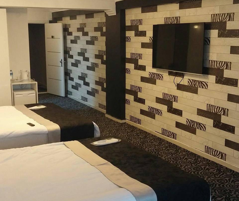 KremoN Hotel主图