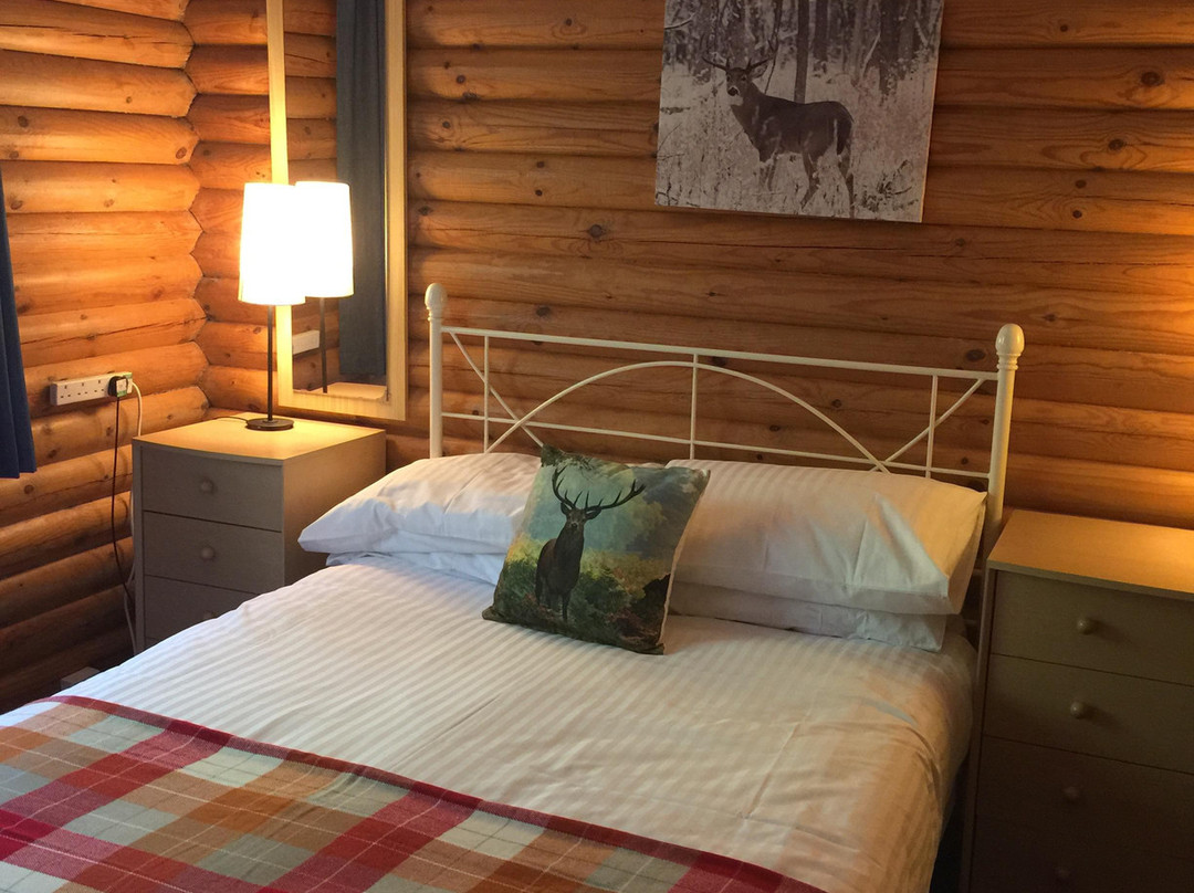 Riverside Log Cabins