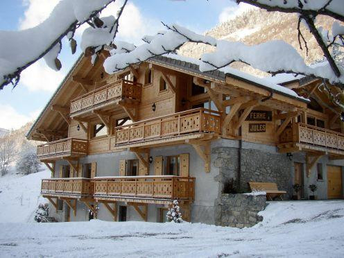 AliKats Mountain Holidays - Ferme à Jules