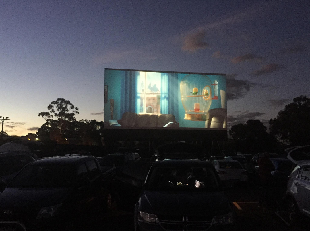 Lunar Drive In-丹顿农必去景点