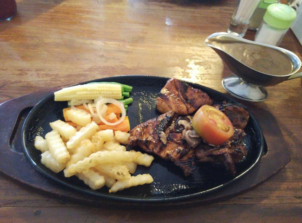 Warung Steak Pasadena
