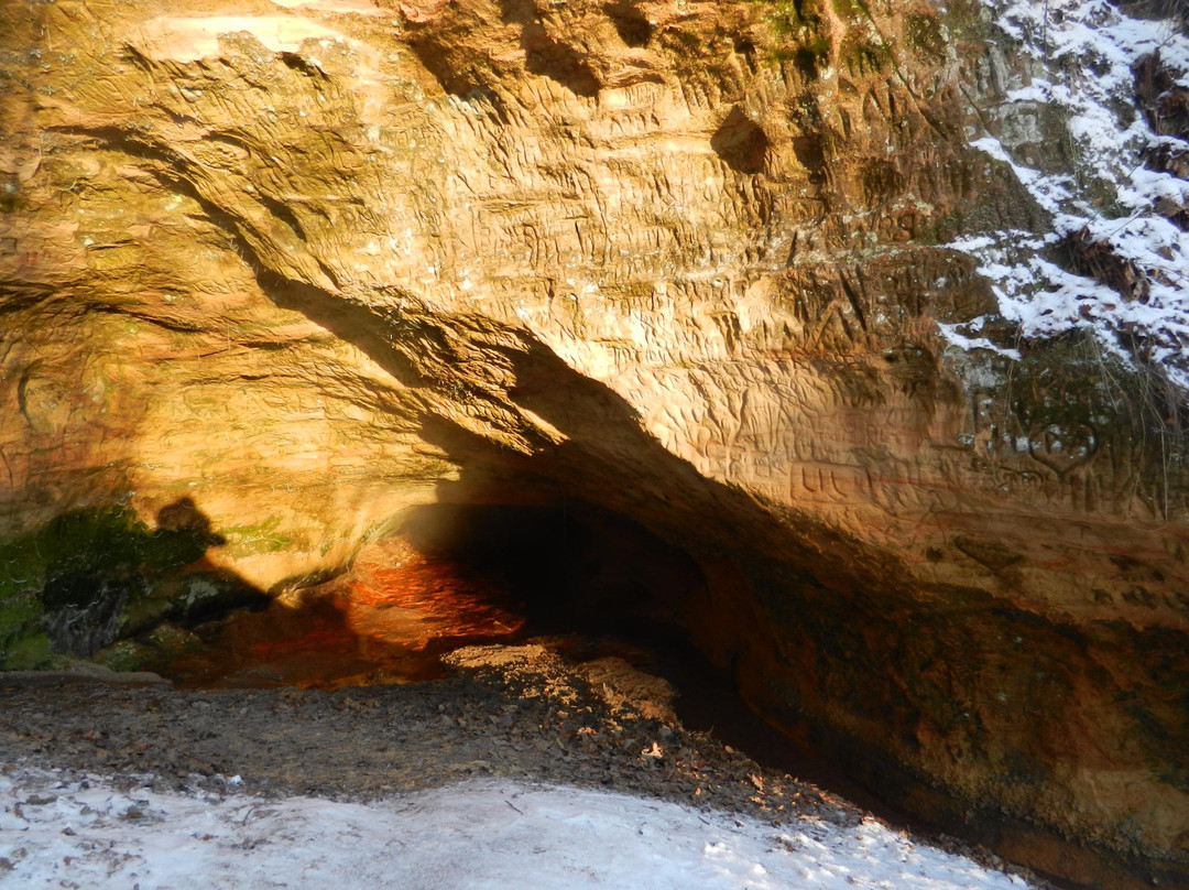Small cave (Maza ala)-锡古尔达必去景点
