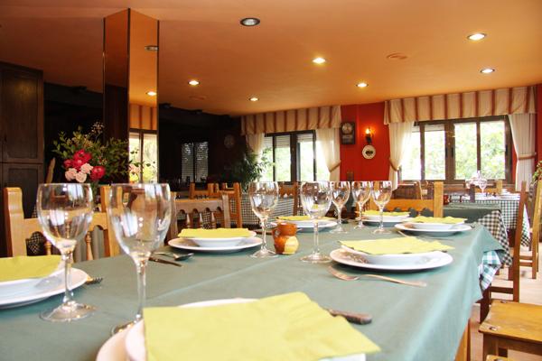 Pension Parilla Vicente-餐饮