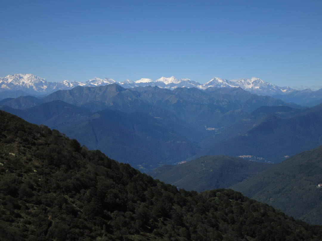 The Monte Tamaro - Monte Lema Traverse-Rivera必去景点