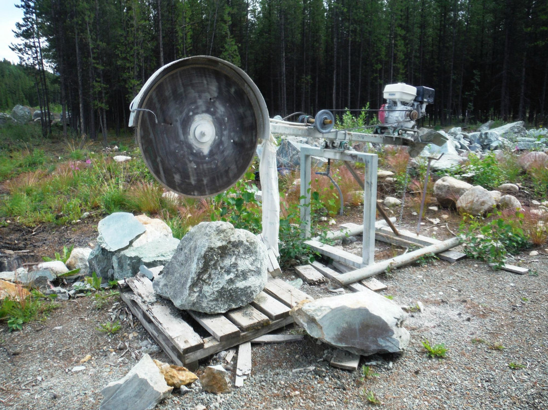 Jade City-Dease Lake必去景点