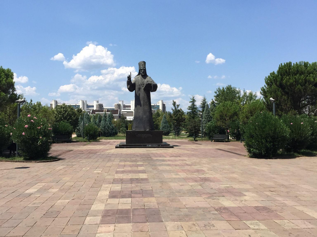 St. Petar of Cetinje Monument-波德戈里察必去景点