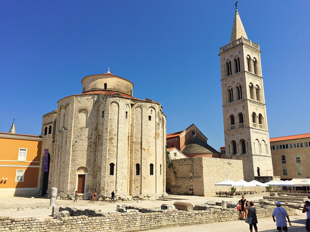 Cathedral of St. Anastasia景点图片