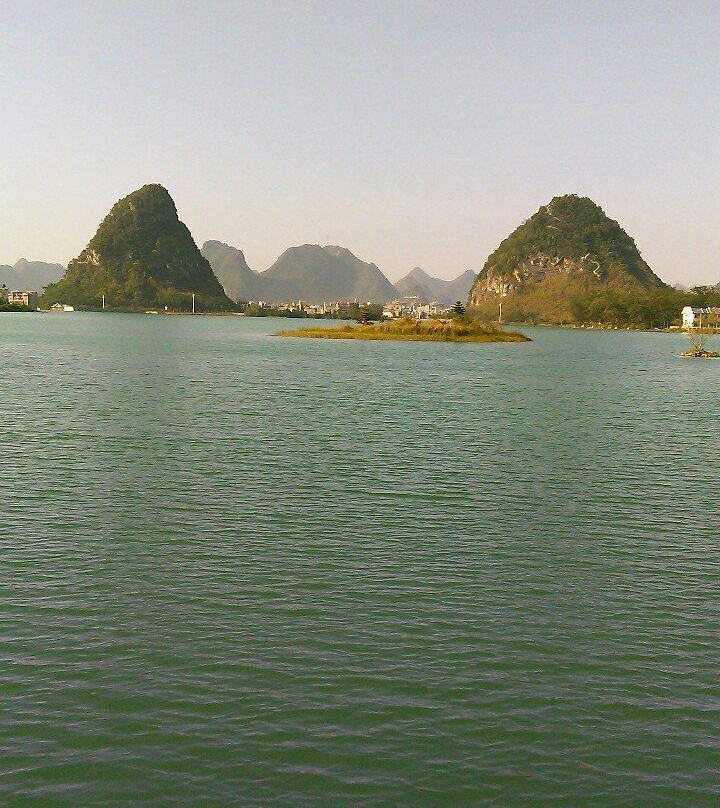 广西黑水河景点图片
