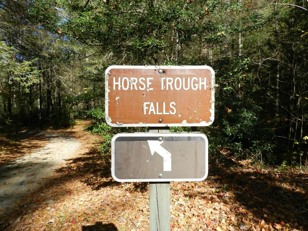 Horsetrough Falls-海伦必去景点