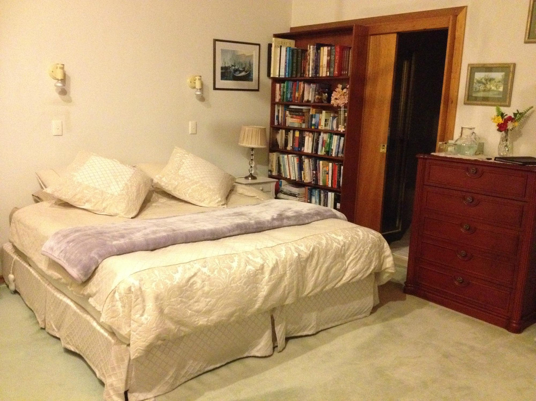 Karralika Springs B&B Mountain Retreat主图