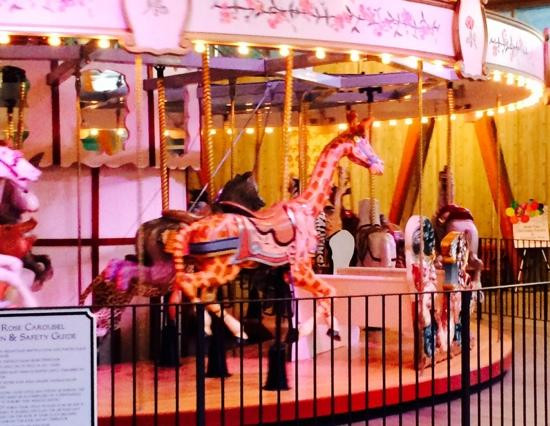 布查特花园-中萨尼奇必去景点