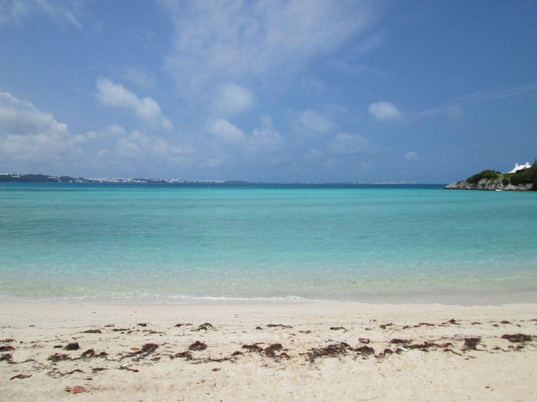 Shelly Bay Beach-Hamilton Parish必去景点