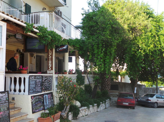 Illusions Bar-Kassiopi必去景点