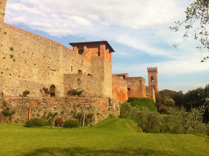 Fortezza di Montecarlo景点图片