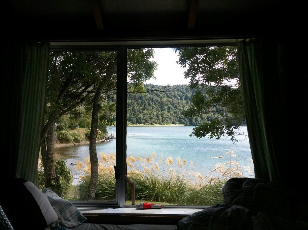 Lake Waikaremoana景点图片