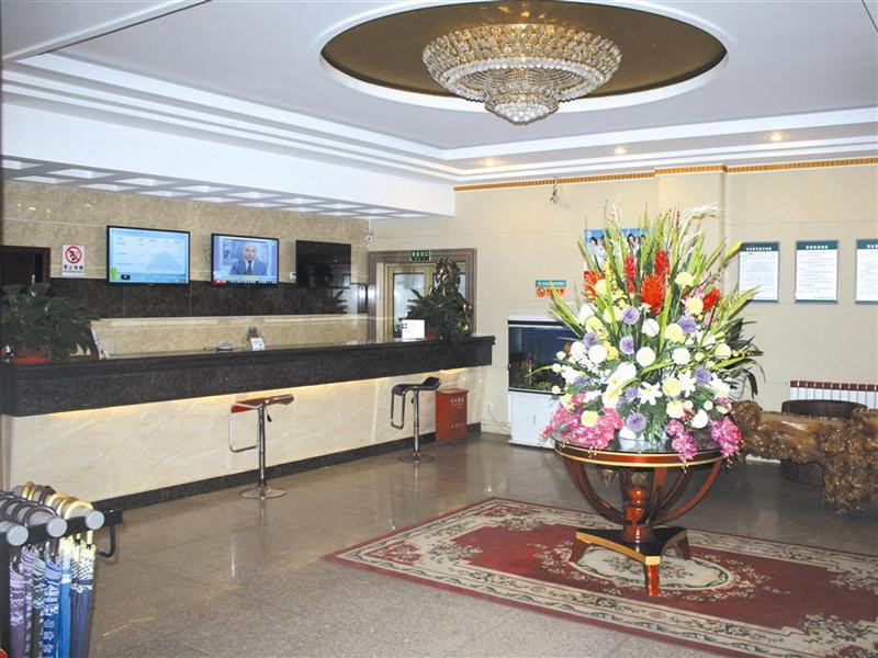 格林豪泰伊宁市阿合买提江路快捷酒店主图