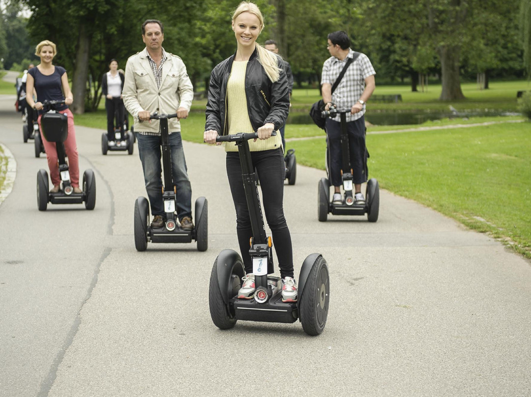 Segway Tour Stuttgart景点图片