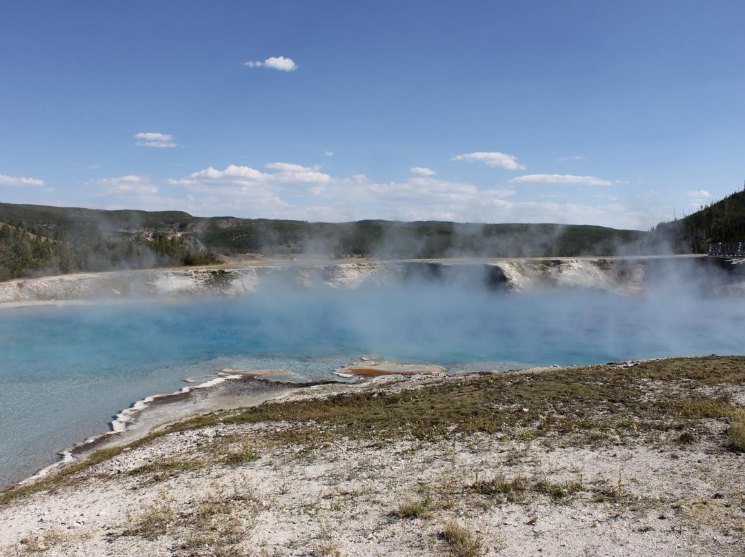 中途喷泉盆地-黄石国家公园必去景点