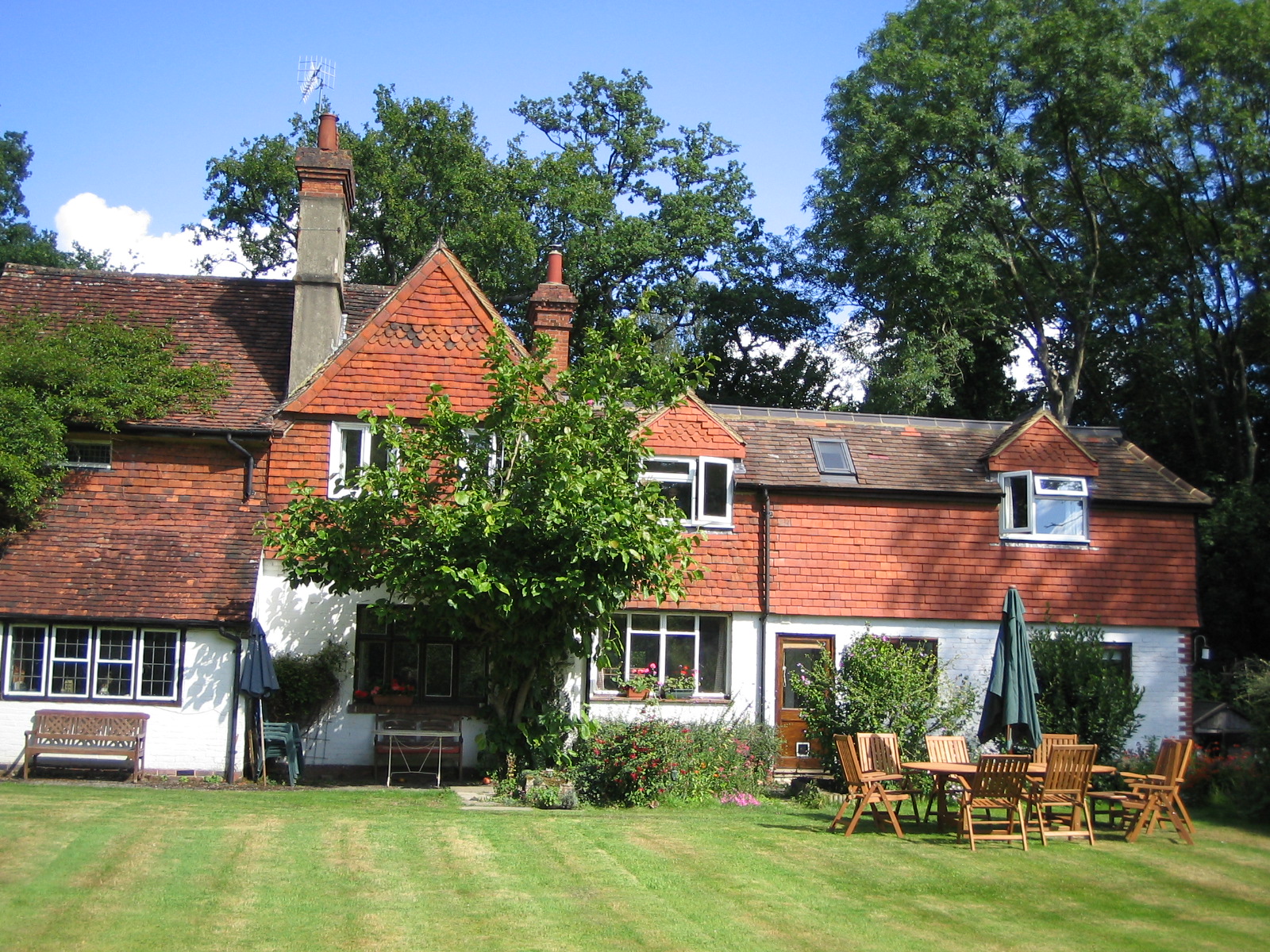 Langshott Wood-官方