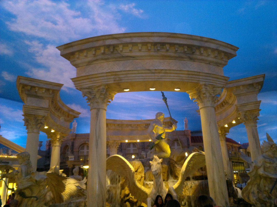 凯萨皇宫购物中心-拉斯维加斯必去景点