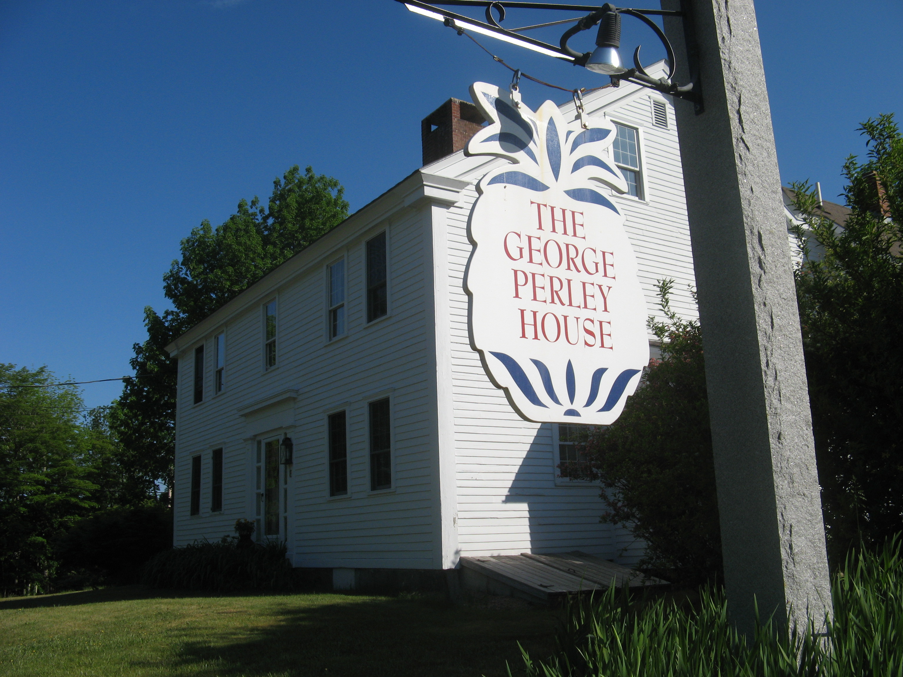 George Perley House-官方