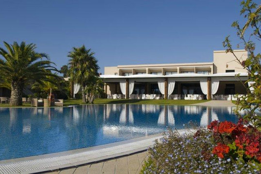 米纳瓦度假酒店