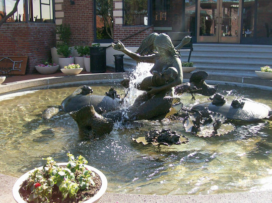 哥罗多利广场-旧金山必去景点